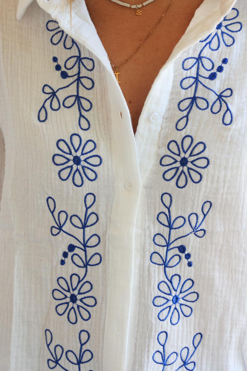 Off white crinkle cotton gauze shirt with blue flower embroidery