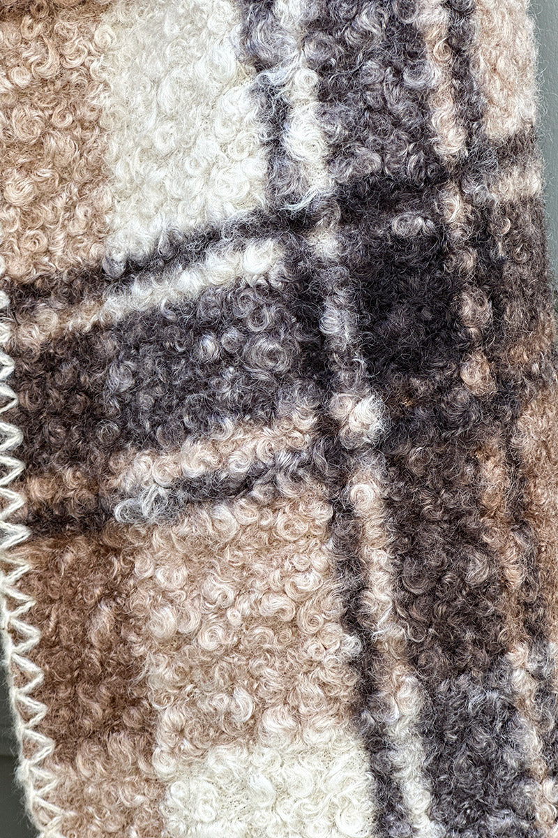 Echarpe douce en bouclettes à carreaux marron