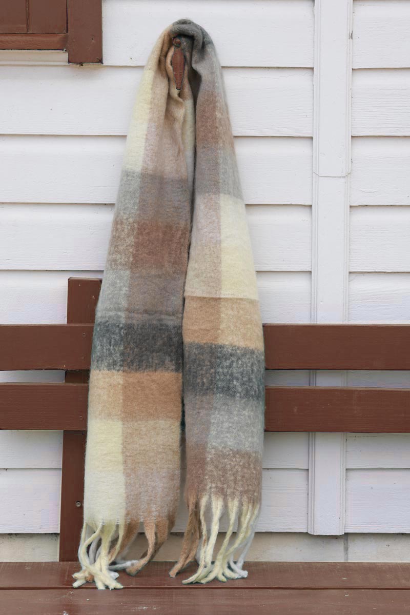 Super Soft and Warm Scarf with Fringes in Taupe Check