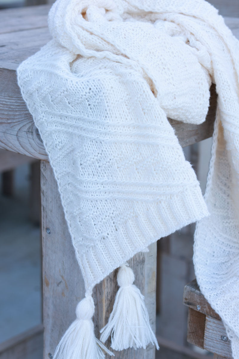 Cream Cable Knit Sweater Scarf