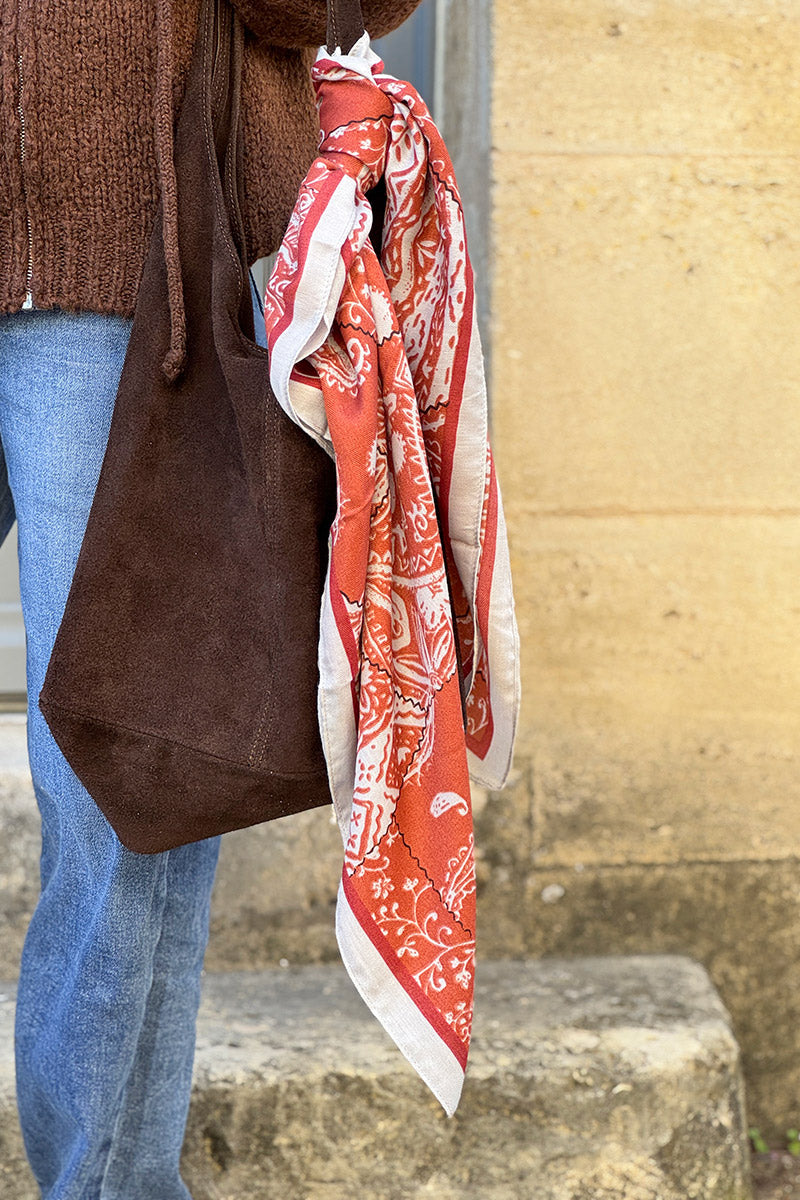 Foulard carré terracotta imprimé cachemire paisley style bandana