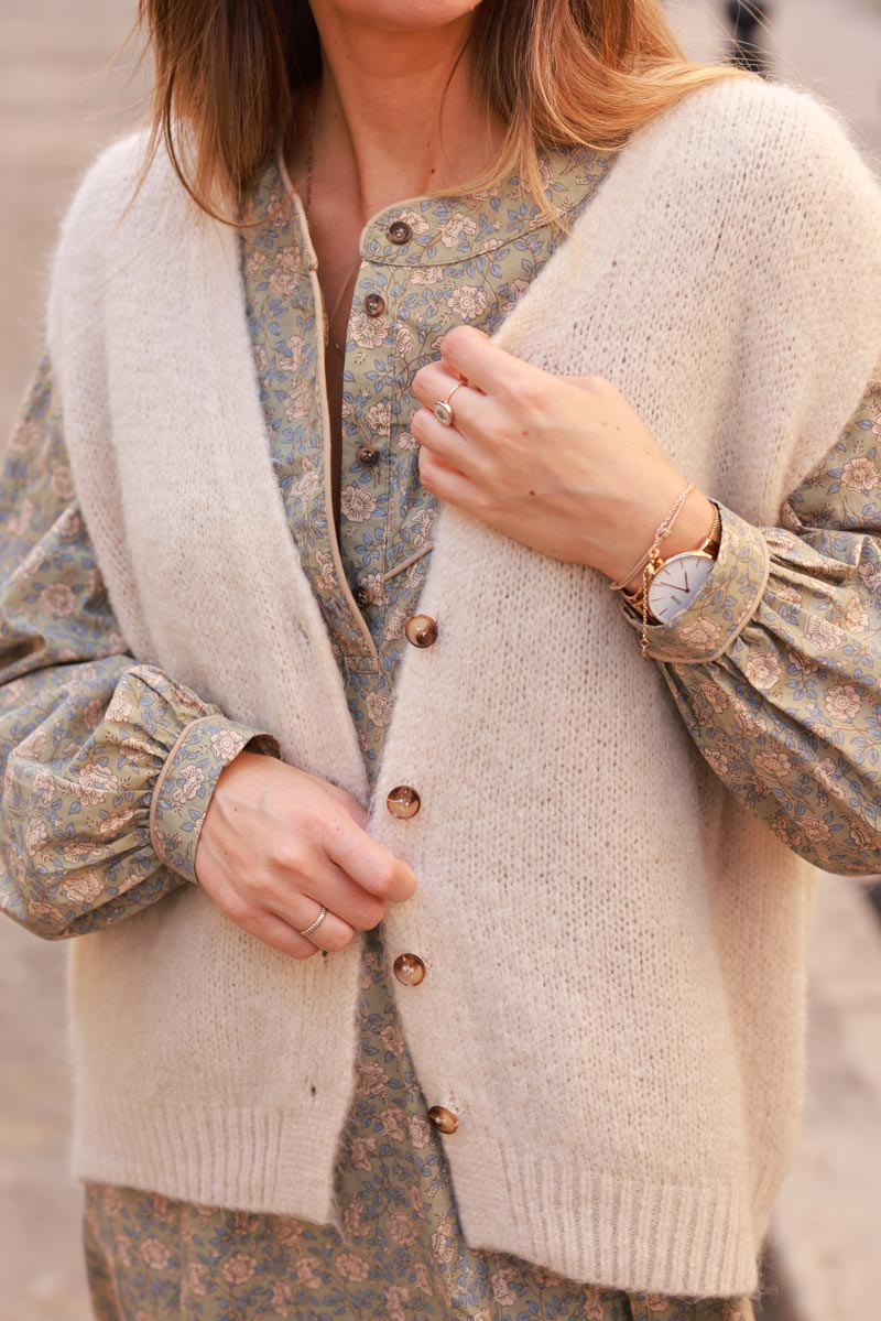 Beige soft knit gilet, tortoiseshell buttons