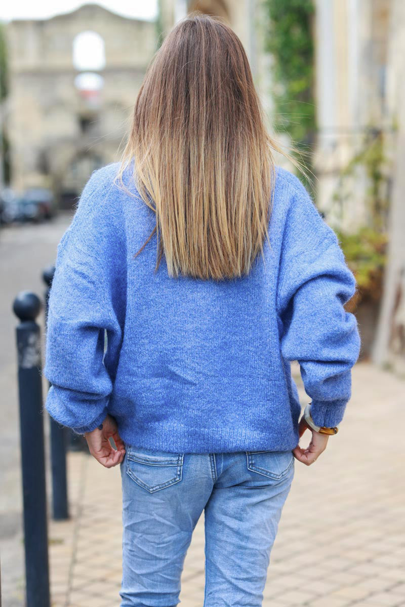 Super soft round neck cardigan blue with mother of pearl buttons