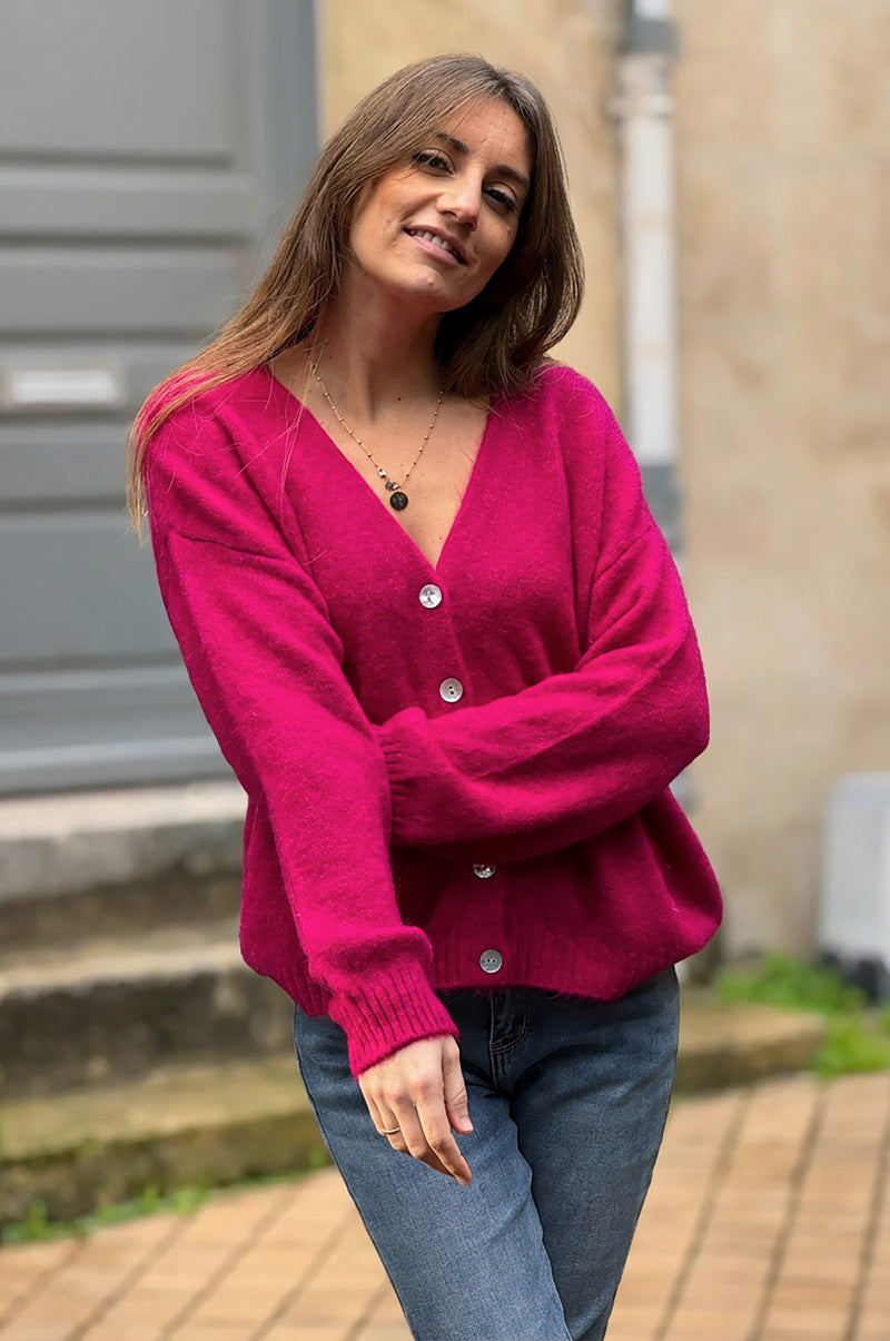 Gilet en alpaga extra fin tout doux fuchsia boutons nacrés
