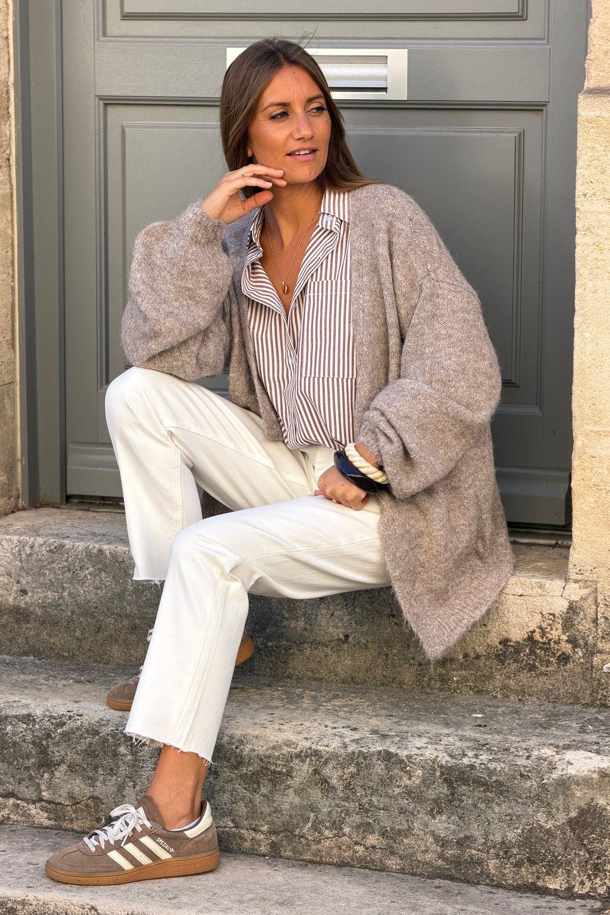 Gilet en maille taupe chiné manches bouffantes