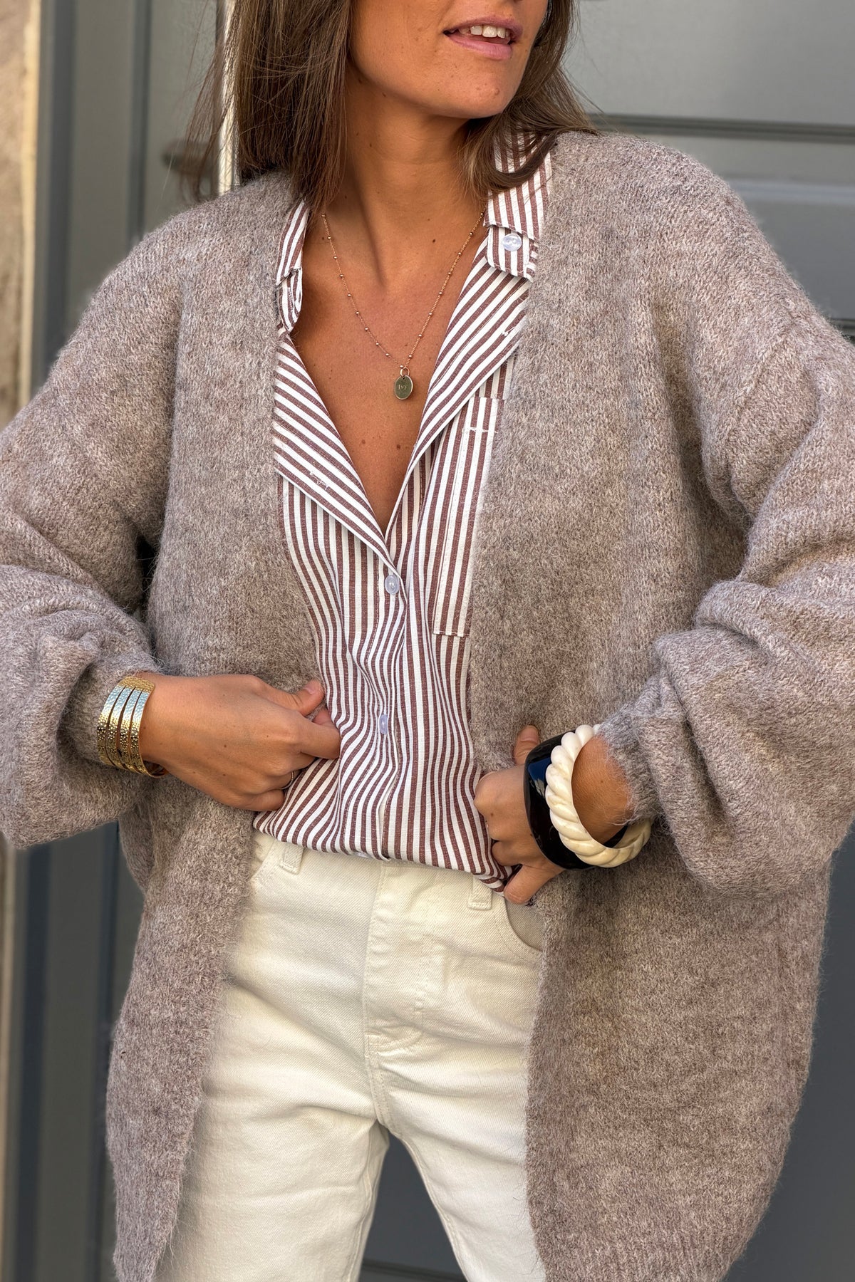 Gilet en maille taupe chiné manches bouffantes
