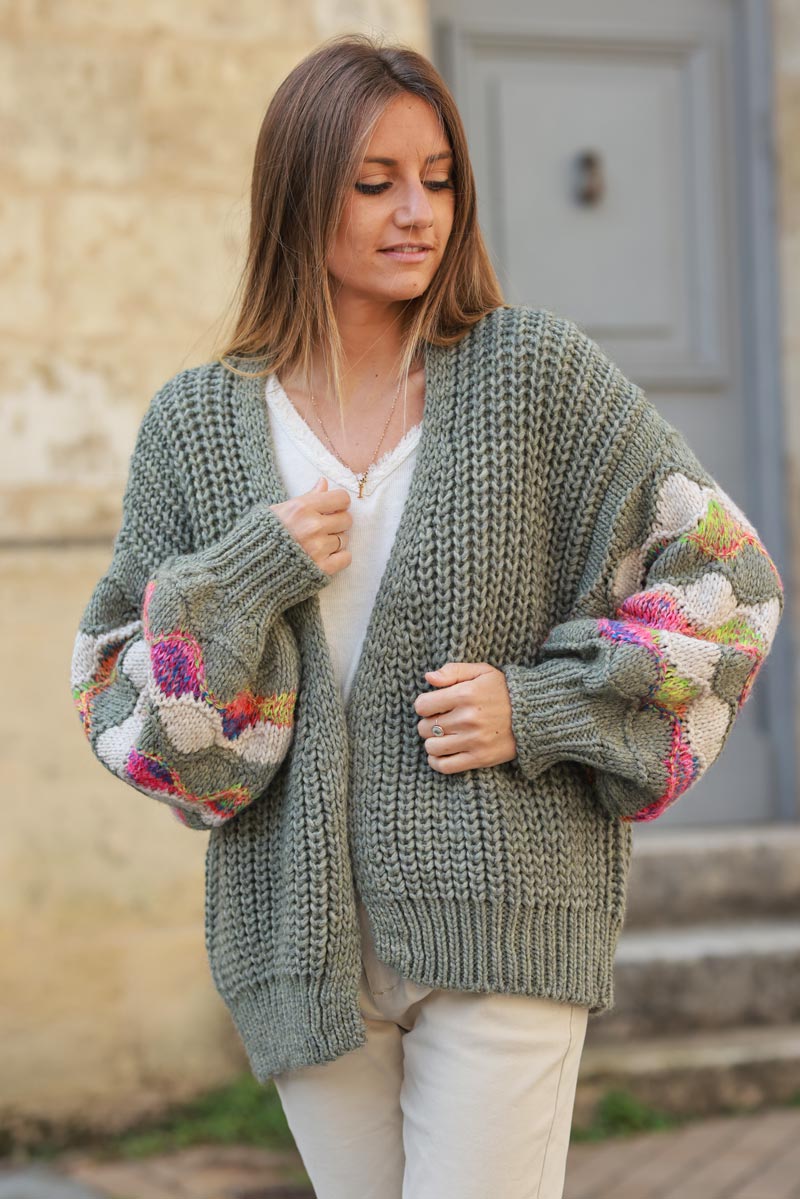 Khaki cunky knit cardigan with colorful balloon sleeves