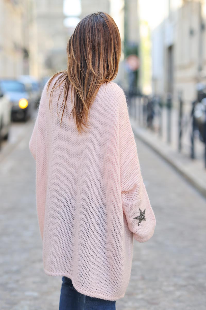 Soft pink medium long chunky knit cardigan with rhinestone star detail