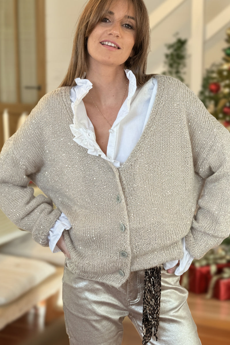 Gilet beige en maille mohair et sequins brillants, boutons écailles