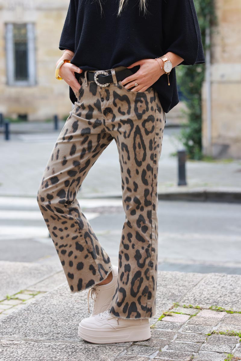 Cropped Taupe leopard print denim jeans with fringed hems