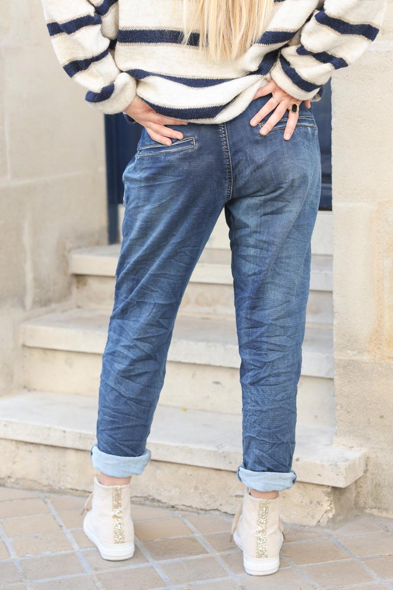 Dark comfort jeans with elastic waist and zip pockets