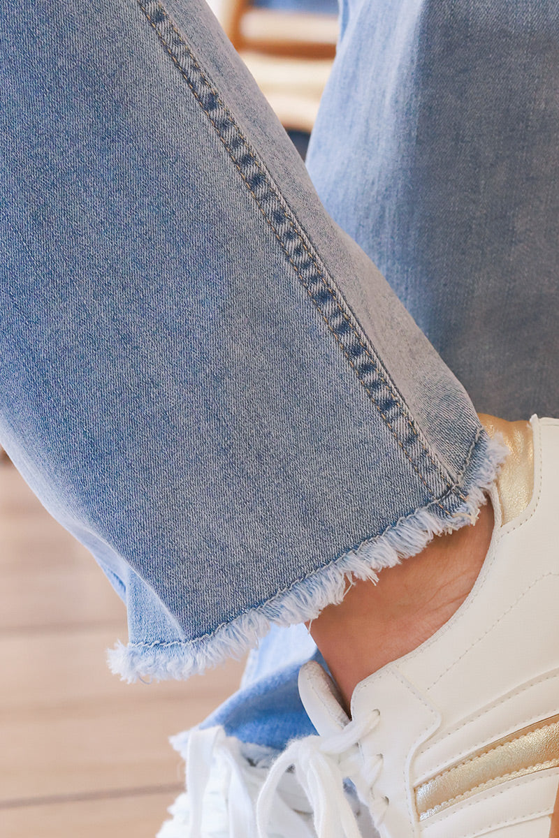 Light Wash Frayed Hem Jeans with Sash Belt