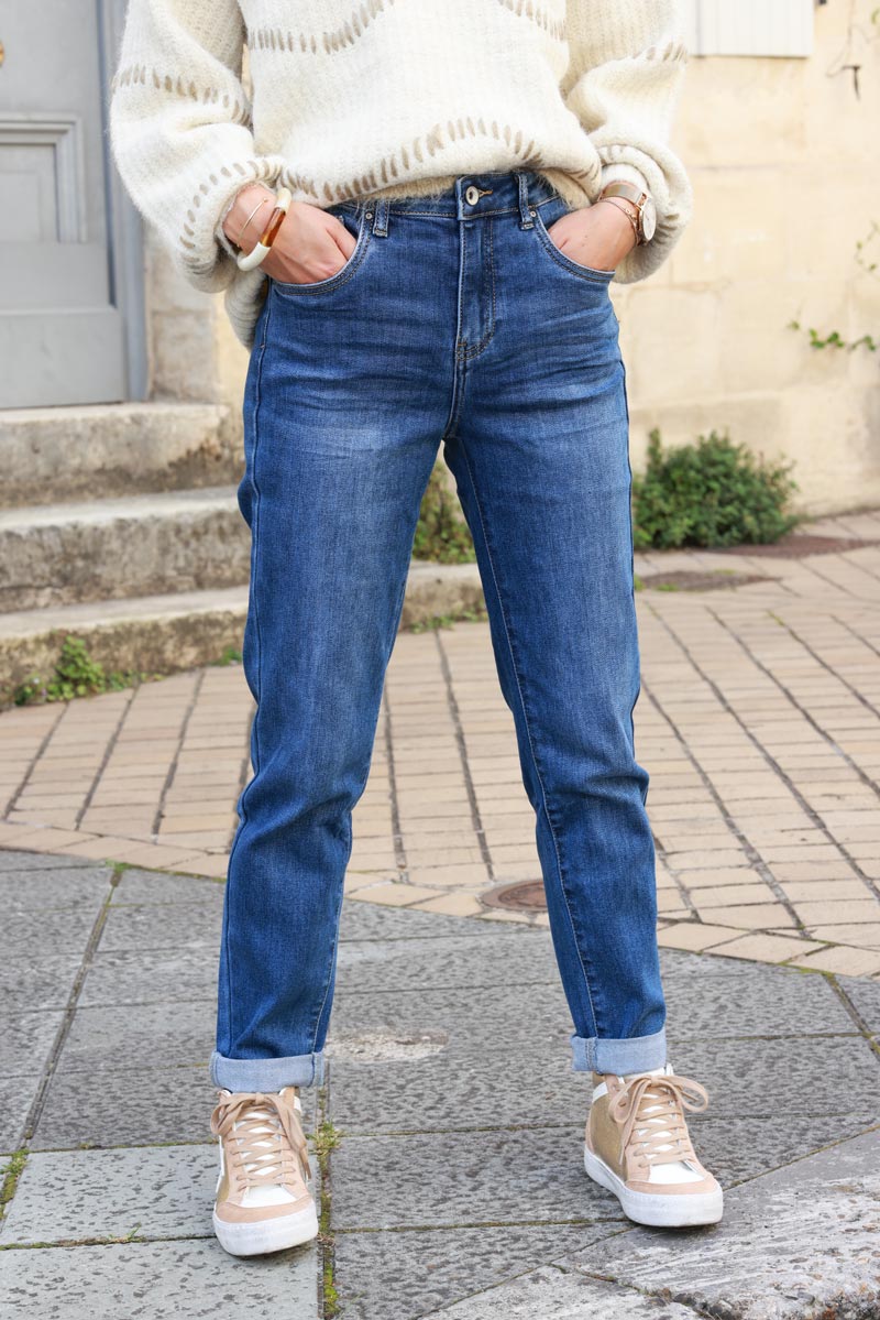 Medium washed slim fit jeans