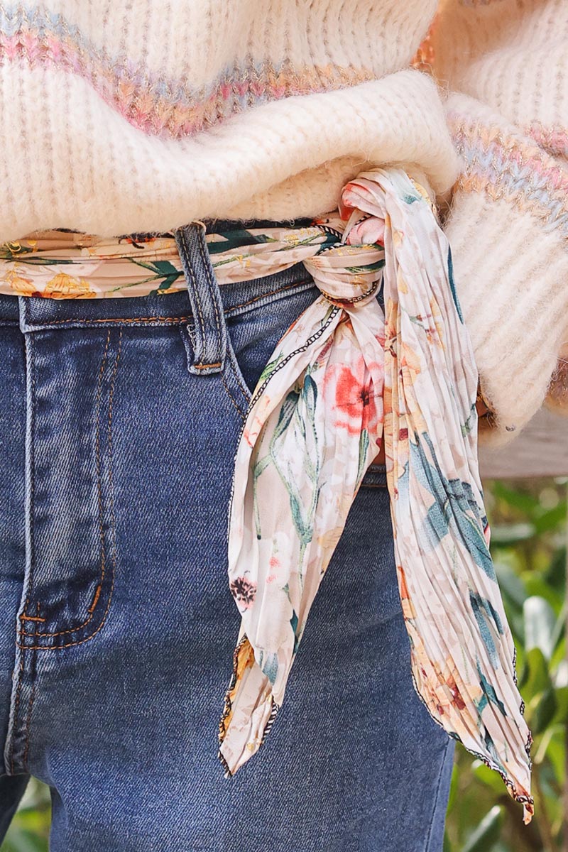 straight cut washed stretch jeans with floral pleated belt