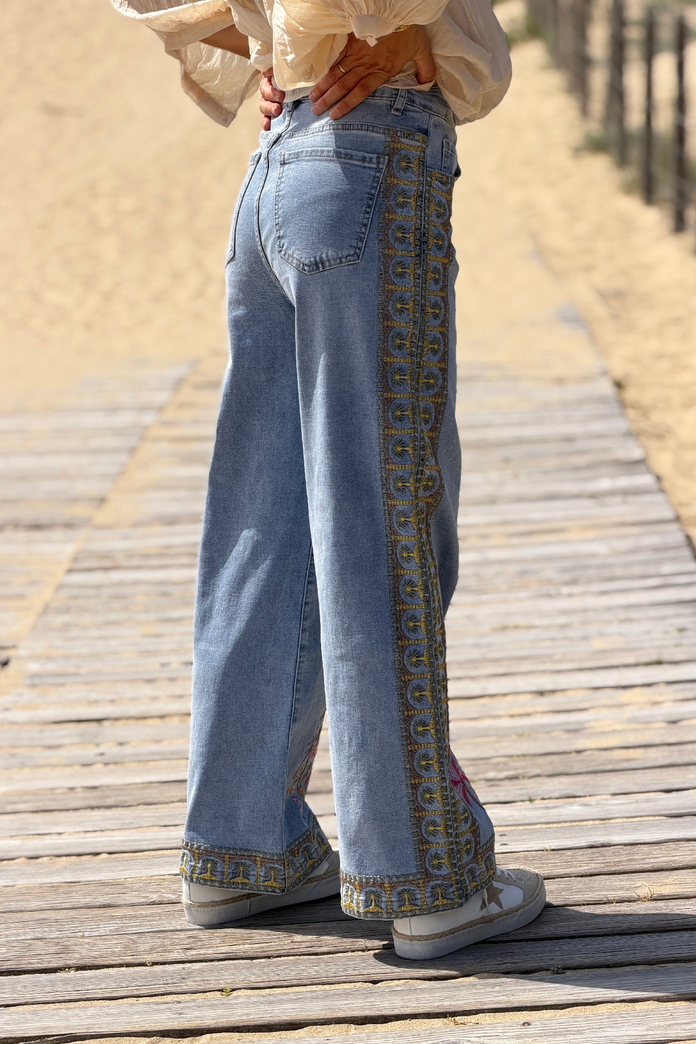 Chambray Embroidered Tropical Border Print Wide-Leg Jeans