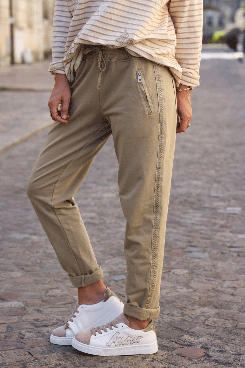 Camel cotton jogging bottoms with embroidered cheveron outseams