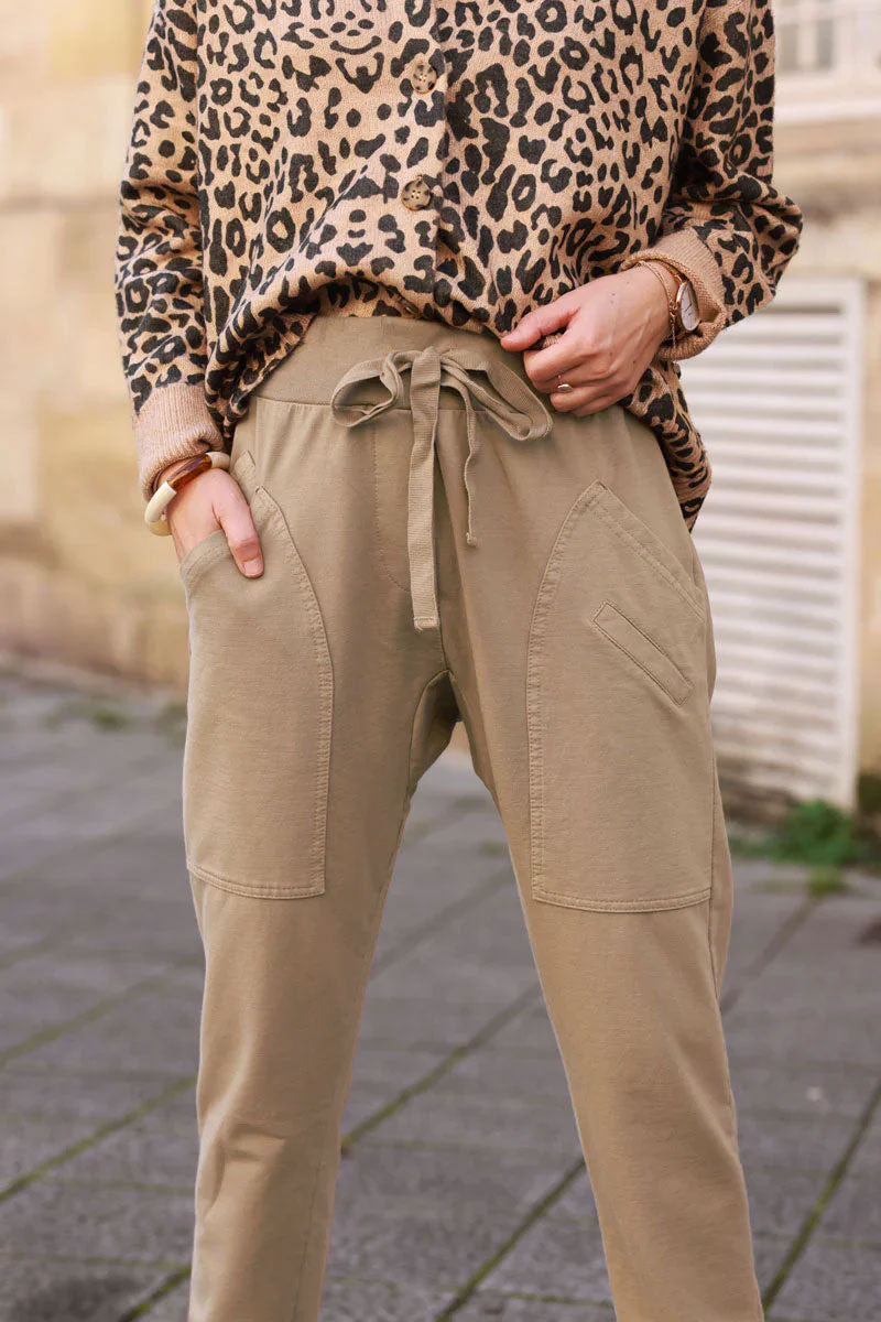 Urban light camel sweatpant with pockets