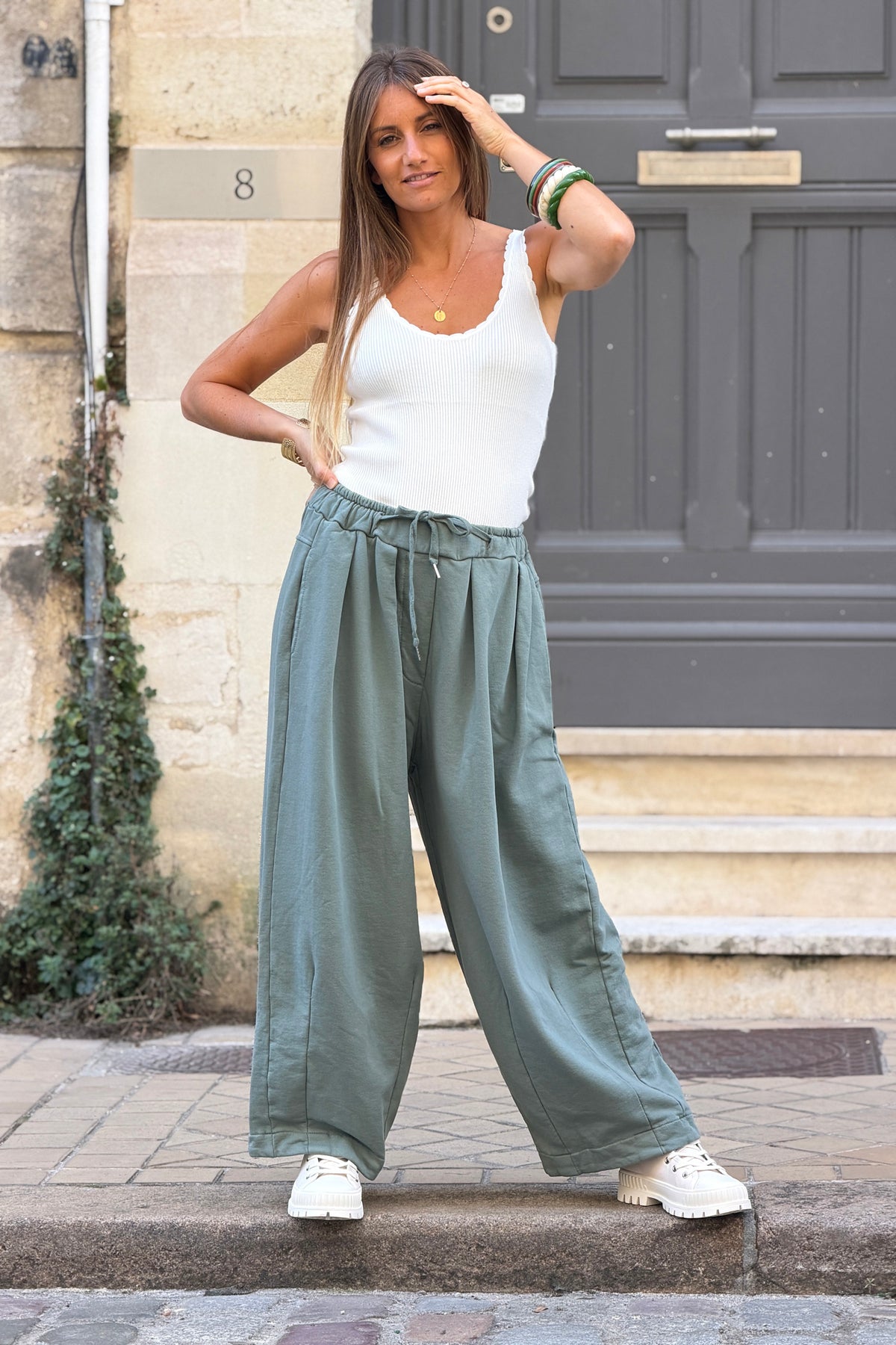 Jogging kaki coupe ballon ceinture élastique