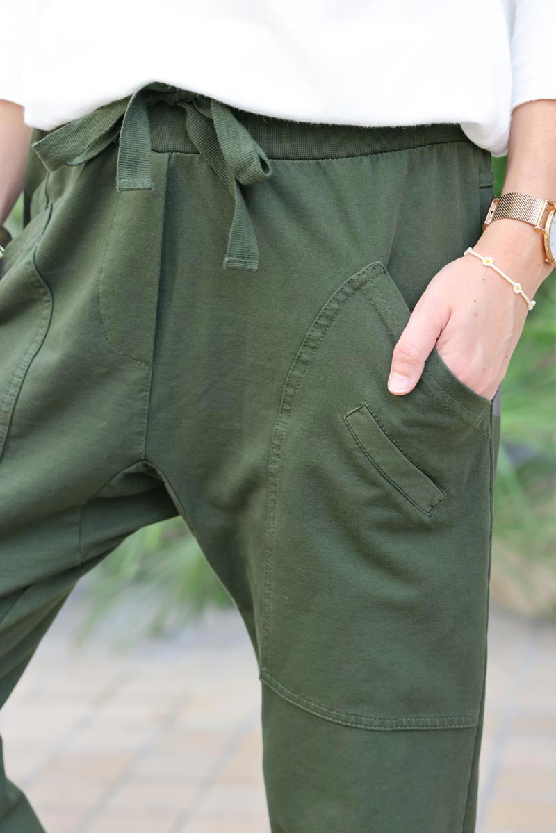 Urban khaki green sweatpant with pockets