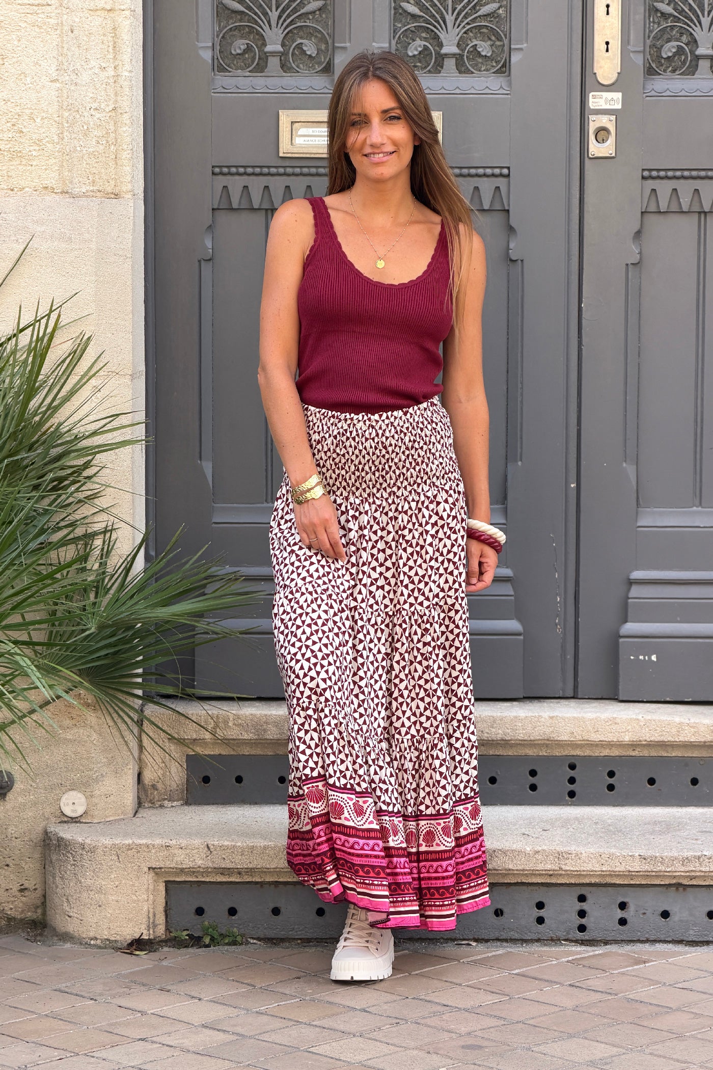 Jupe fluide taille smockée imprimé graphique aubergine et coquillages
