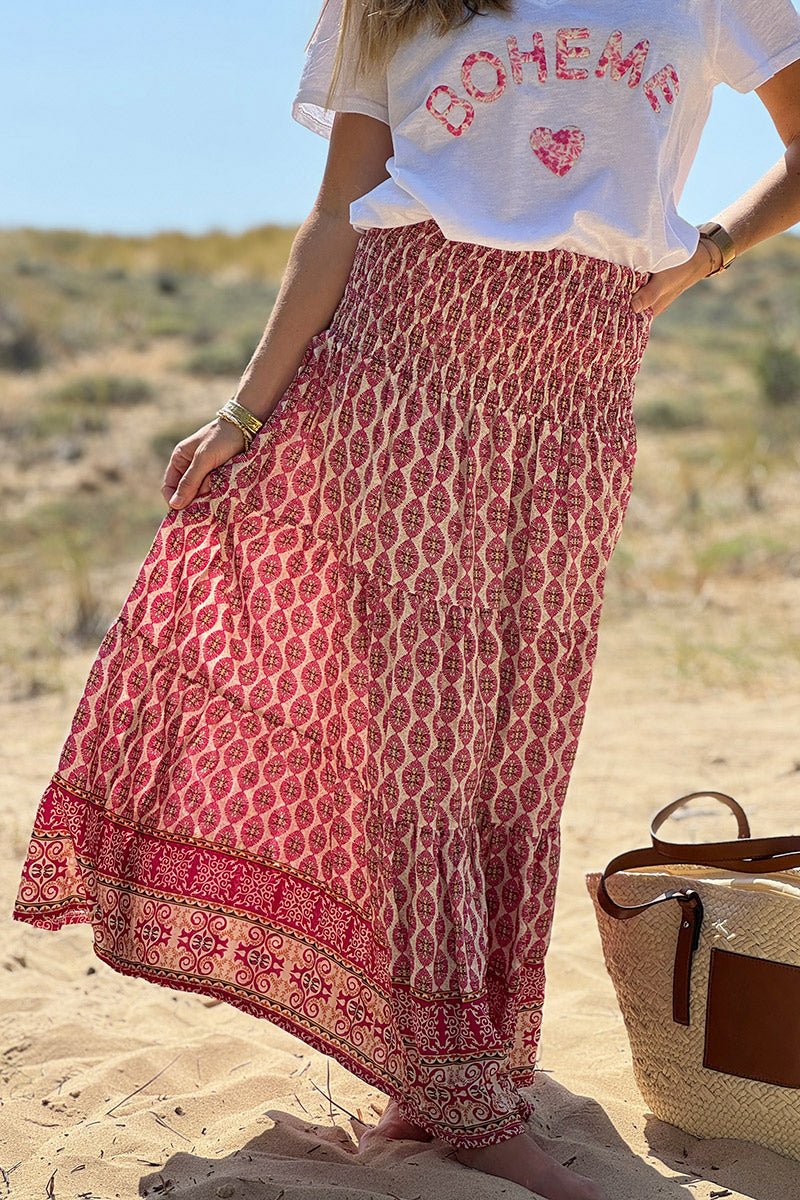 Jupe longue et fluide style bohème imprime médaillons ethniques fuchsia ceinture smockée