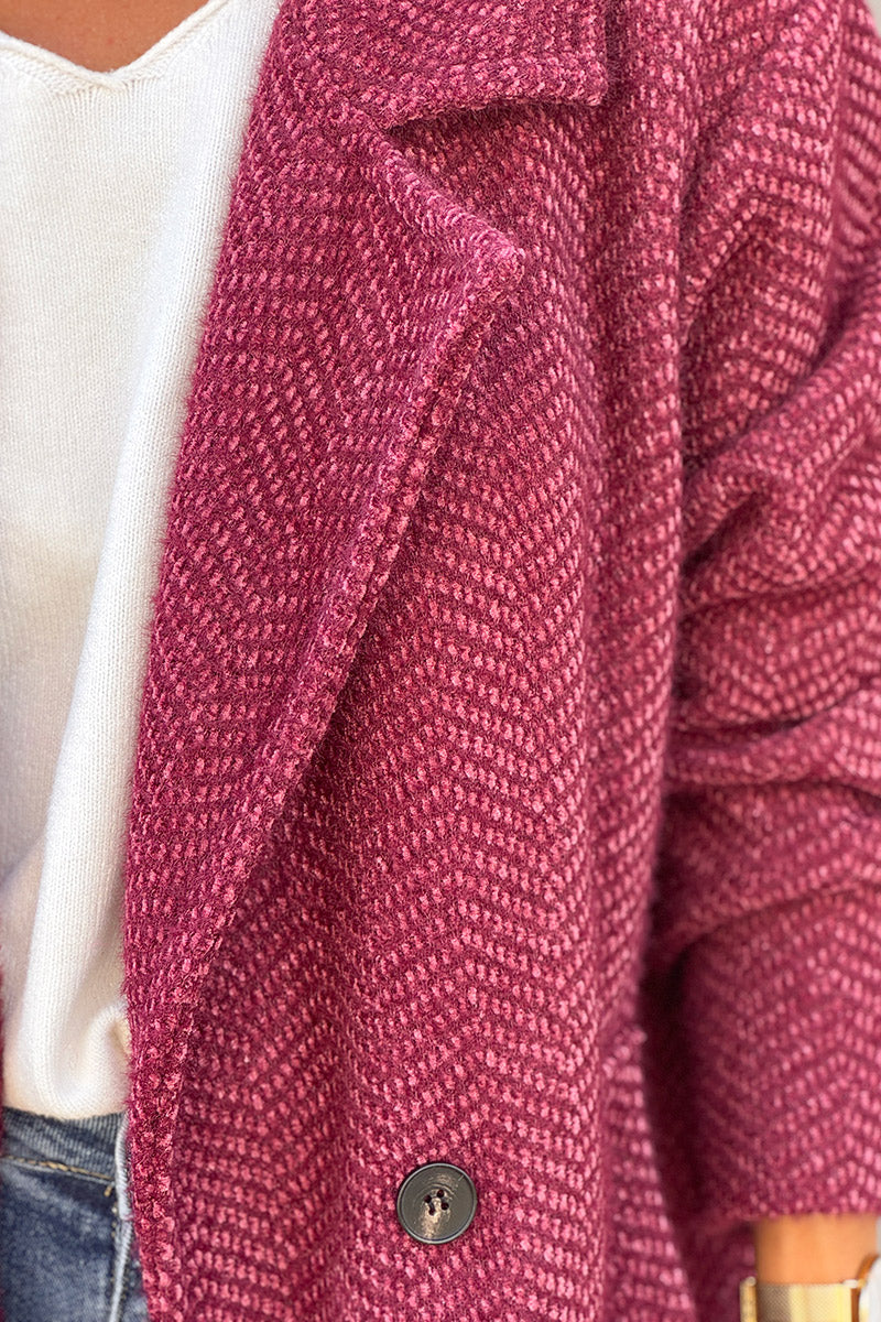 Manteau aubergine long et doux en maille chenille
