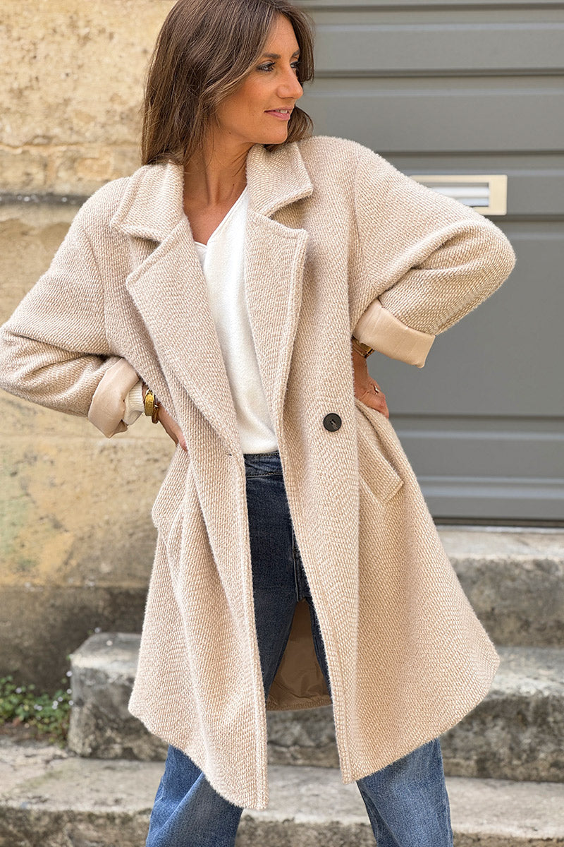 Manteau beige long et doux en maille chenille