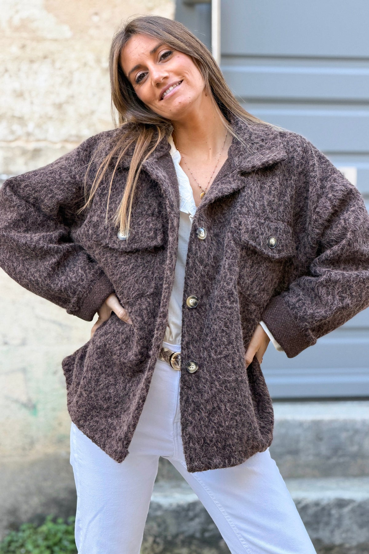 Manteau marron chiné effet bouclettes poches et boutons écaille
