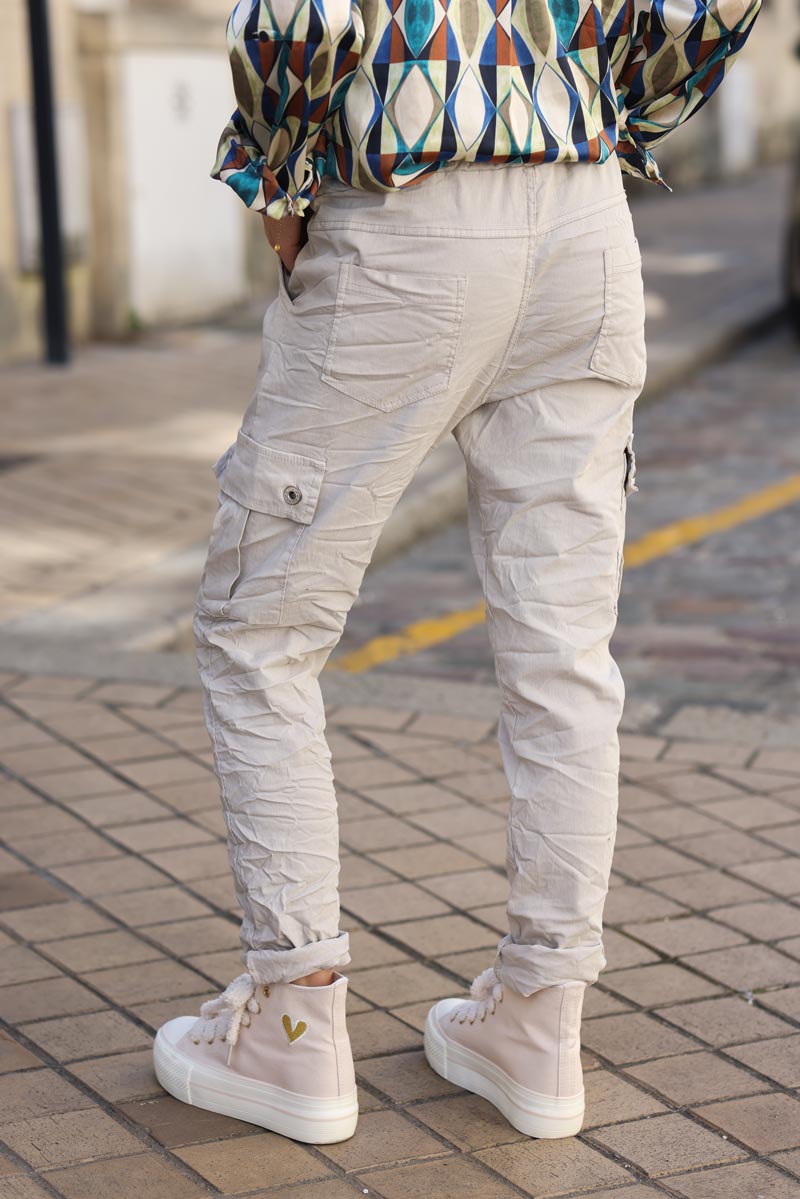 Pantalon beige en toile confort stretch coupe cargo H003 (1)