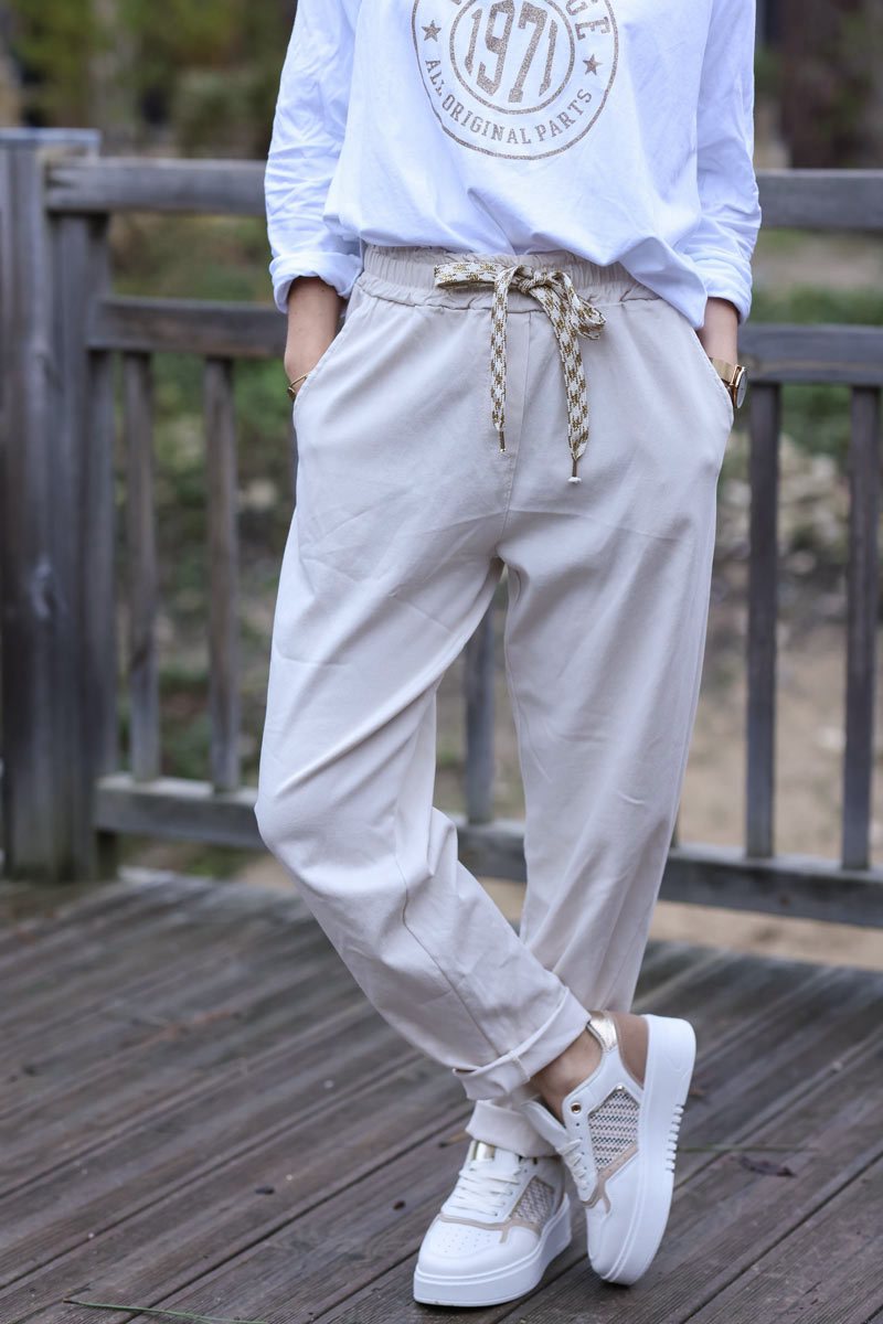 Pantalon-beige-extra-stretch-confort-en-toile-ceinture-elastique-lien-brillant-h199_3