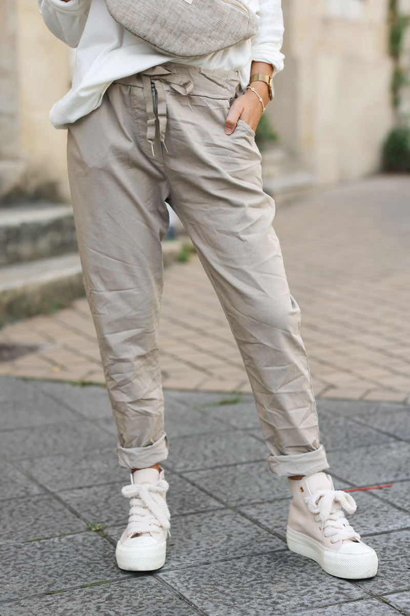 Pantalon confort beige foncé en toile stretch étoile brillante paillettes