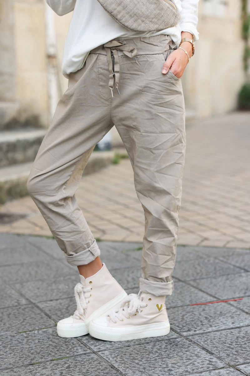 Pantalon confort beige foncé en toile stretch étoile brillante paillettes