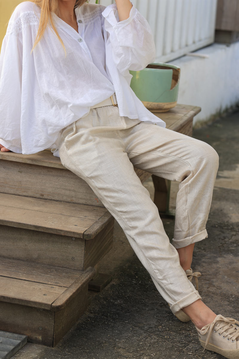 Pantalón beige suave de lino plateado brillante, corte recto, cinturón de algodón