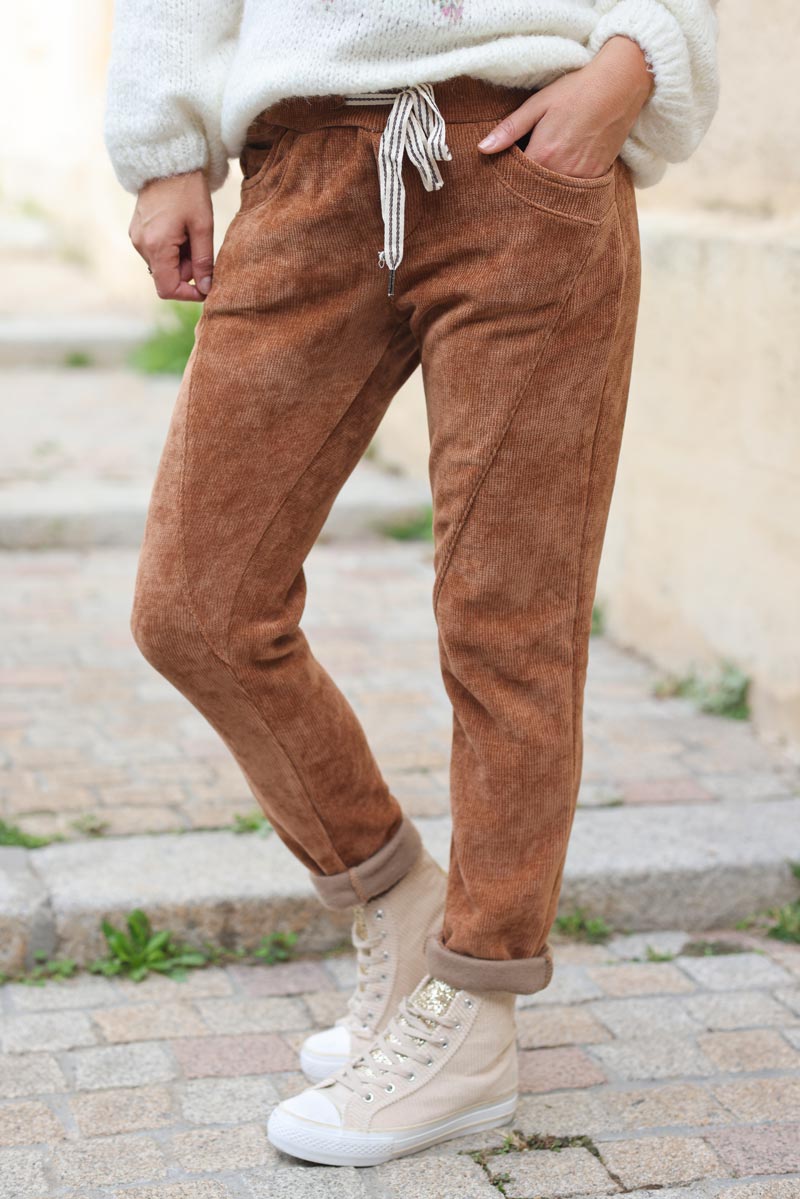 Pantalon camel confort et stretch en velours cotele doux G249 (1)