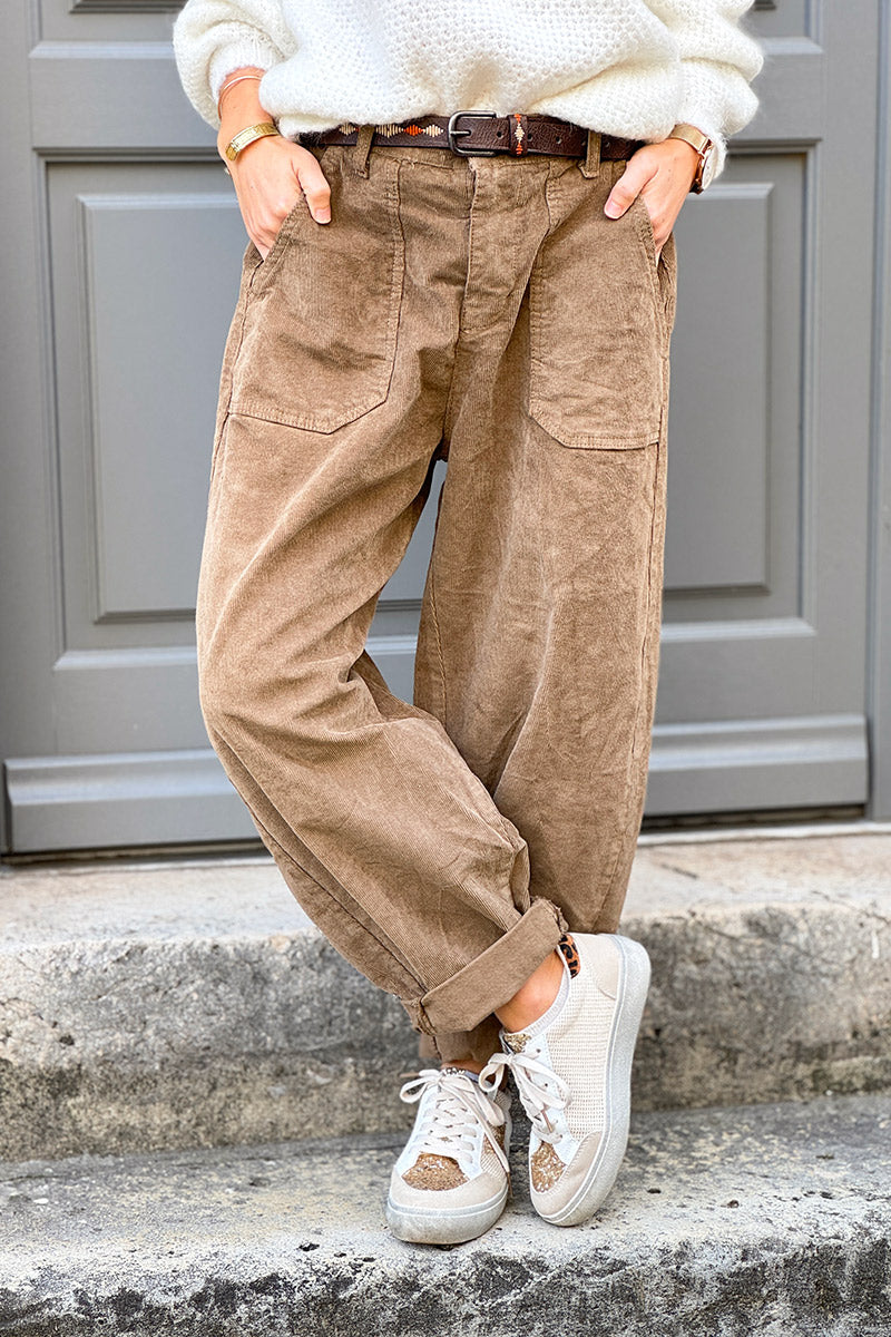 Pantalon camel en velours côtelé coupe ballon avec ceinture broderie aztèque
