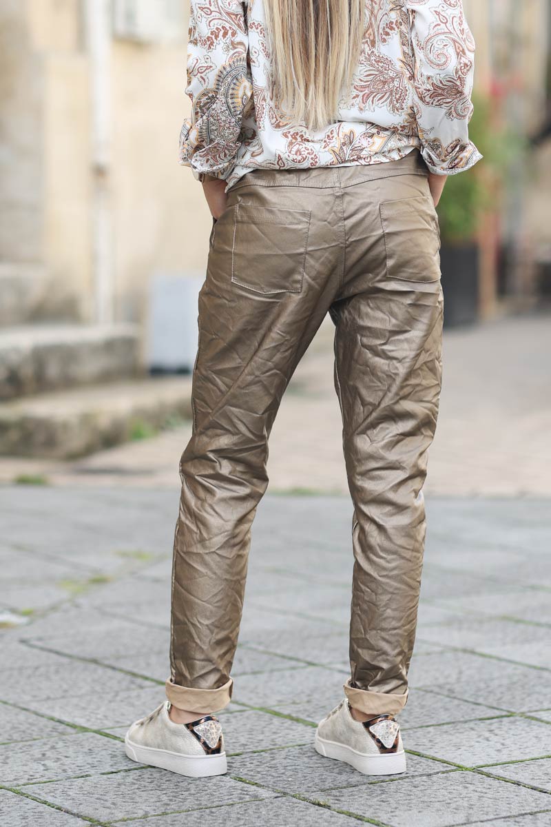 Pantalon confort simili effet huile bronze E212 (1)