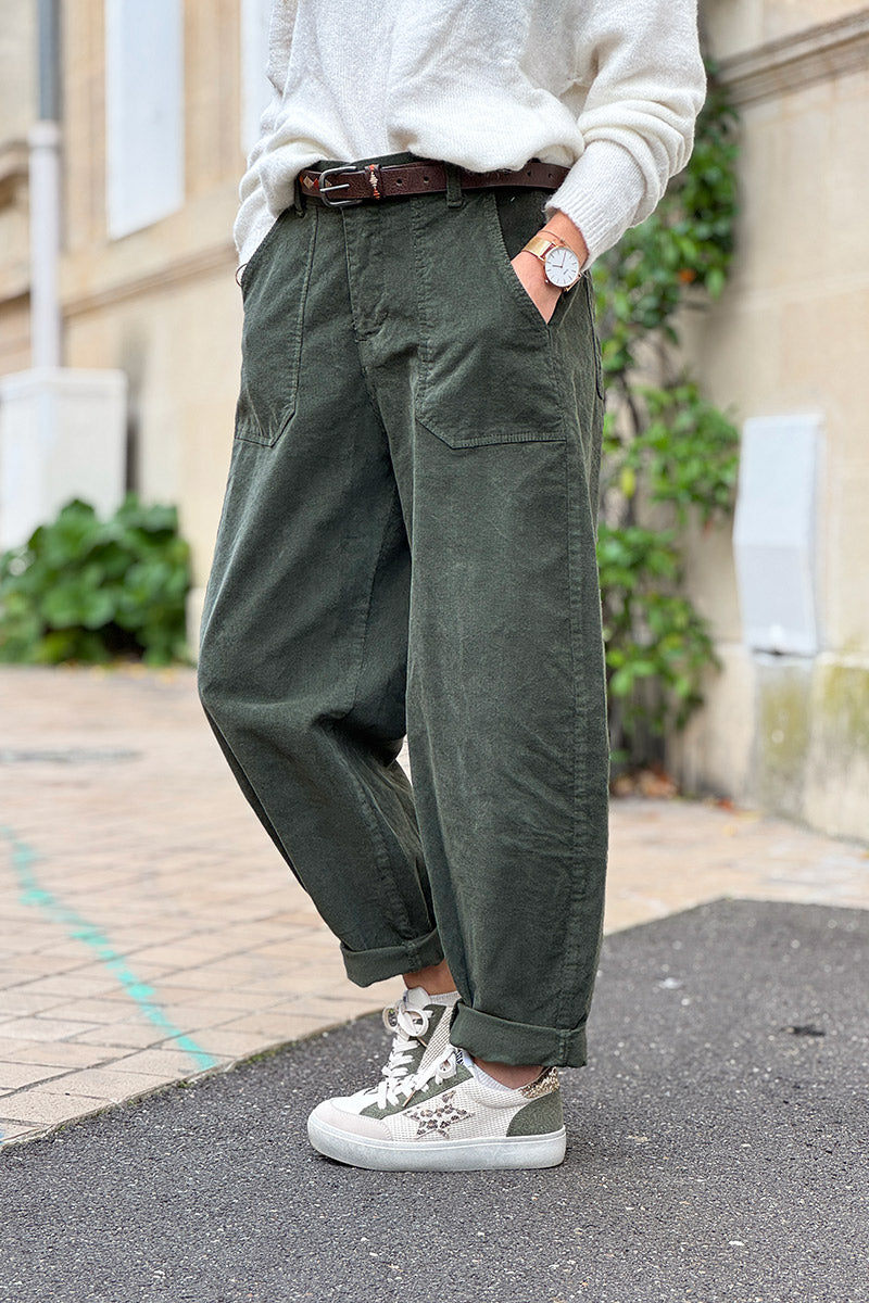 Pantalon kaki en velours côtelé coupe ballon avec ceinture broderie aztèque