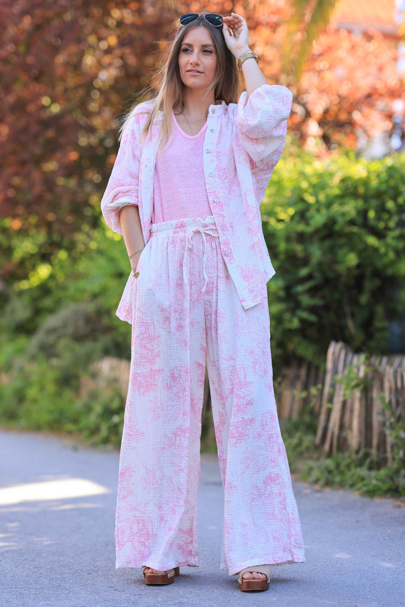 Pantalon large en gaze de coton confort imprimé toile de jouy rose