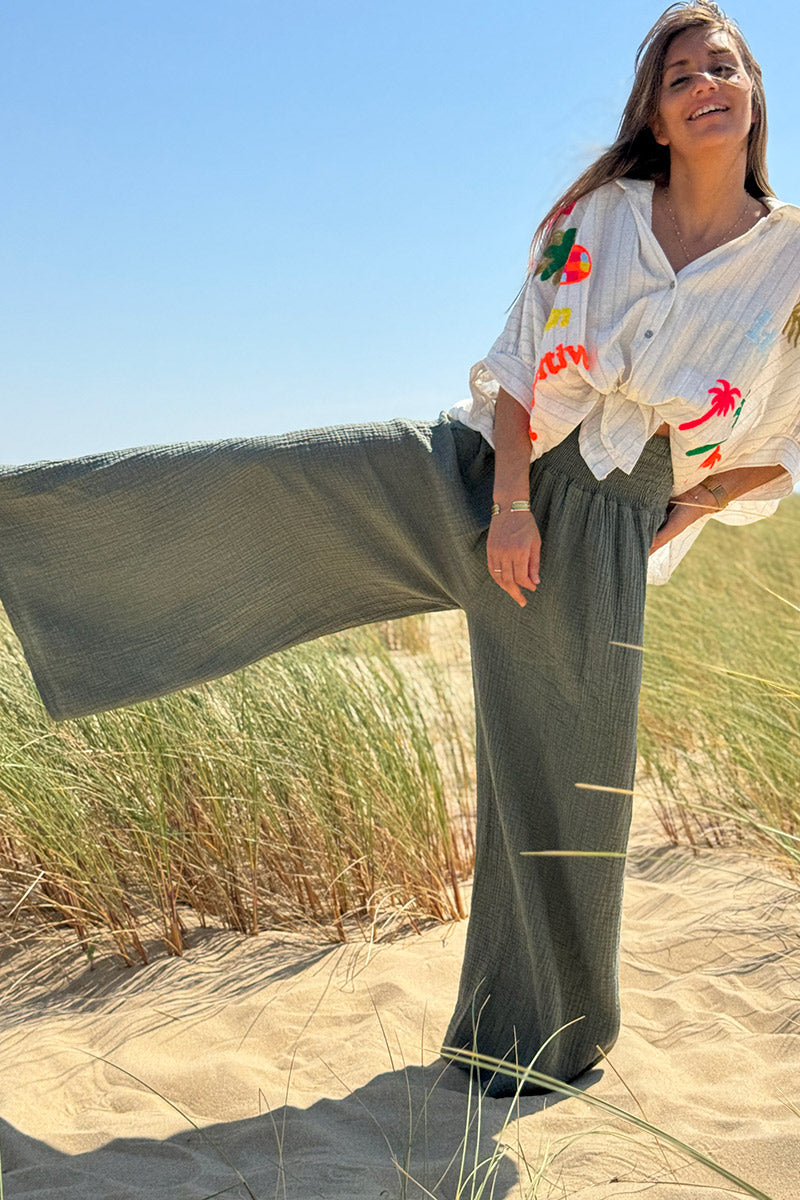 Pantalon large kaki en gaze de coton ceinture smockée