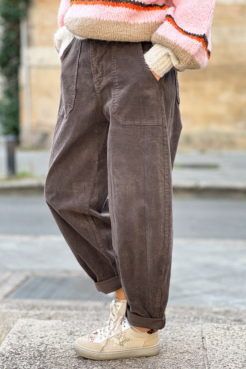 Pantalon marron en velours côtelé coupe ballon avec ceinture broderie aztèque