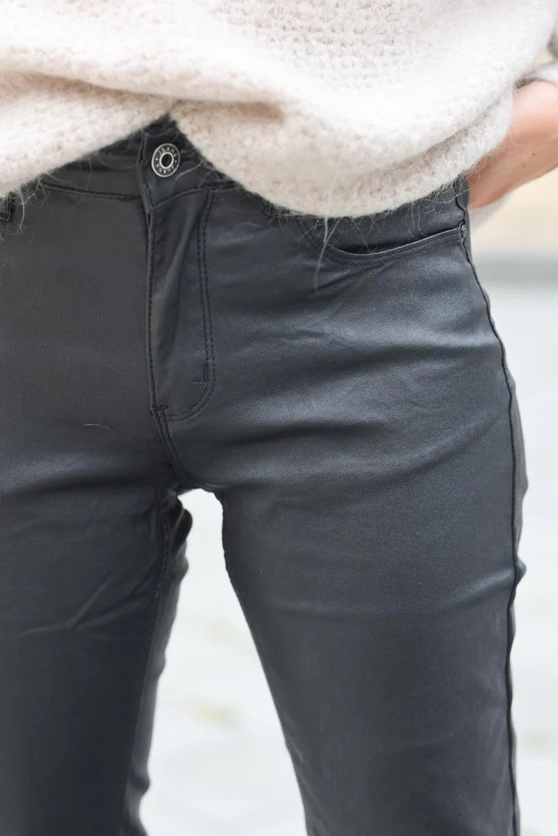 Pantalon noir slim simili cuir stretch effet huilé