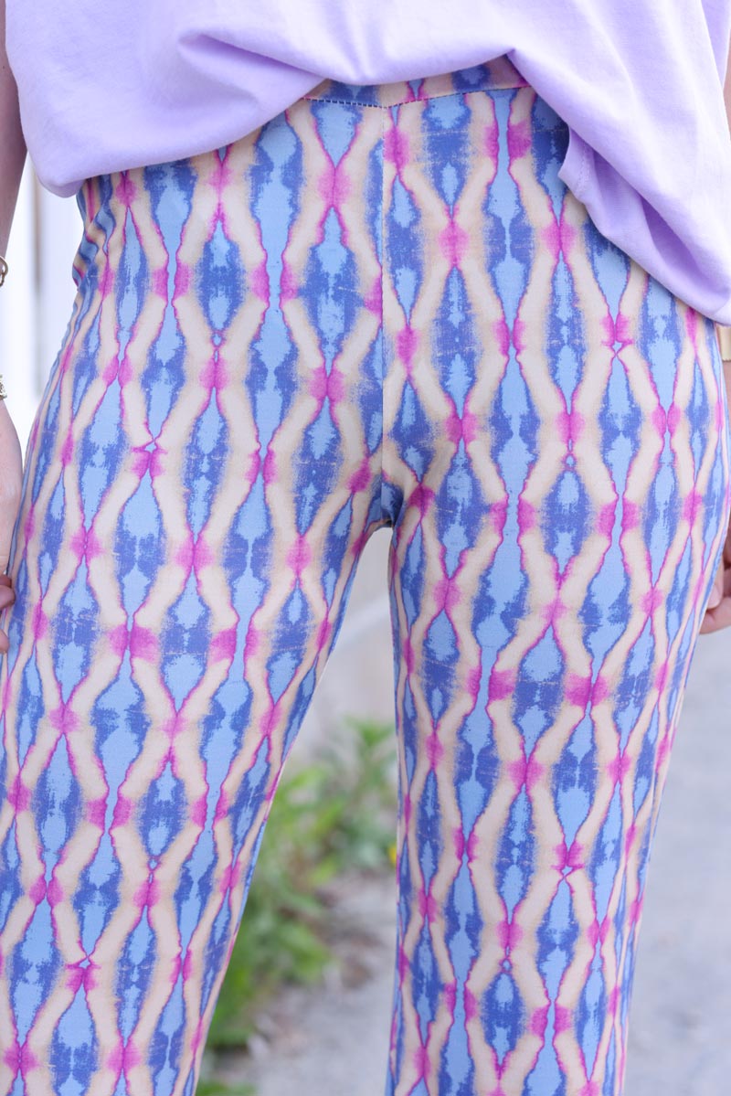 Pantalon patte d'eph fluide souple et stretch motifs losanges tie and dye lilas H082 (1)