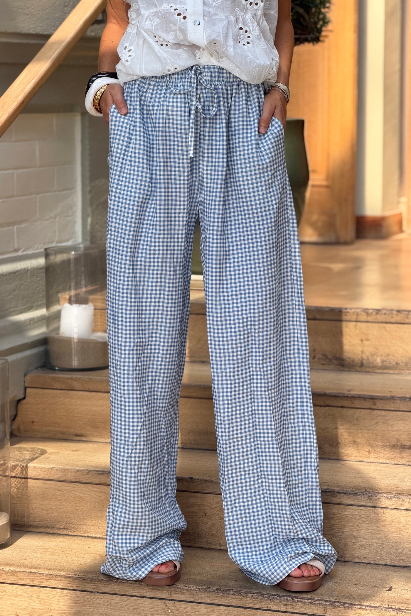 Pantalon souple et large motif carreaux vichy bleu taille elastique