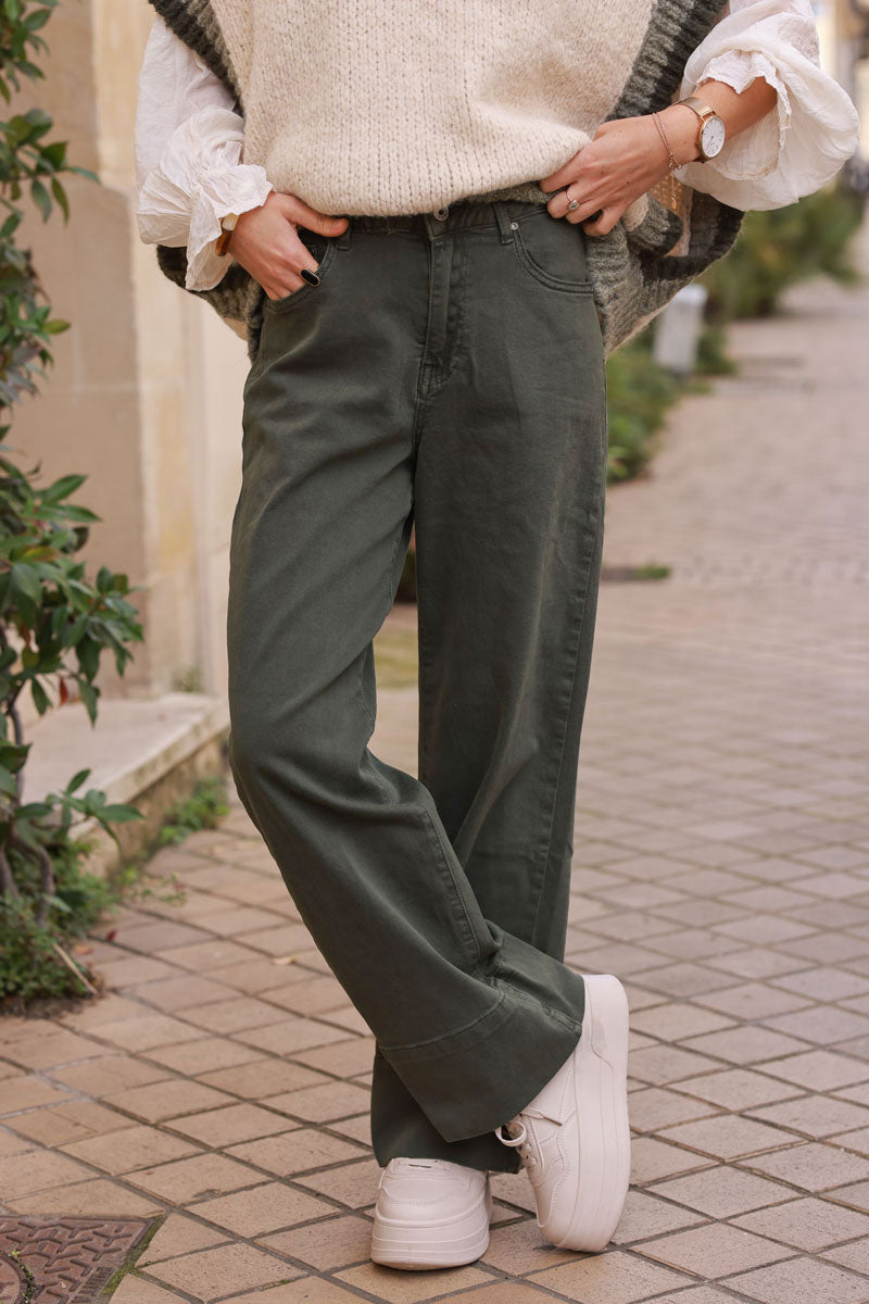 Pantalon stretch kaki coupe wide avec ourlet large