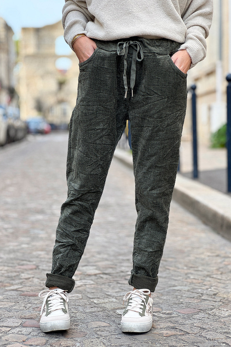 Pantalon stretch kaki et confort en velours côtelé à taille élastique