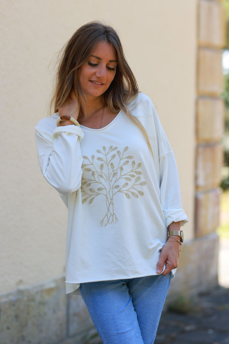 Petit pull confort loose blanc cassé broderie arbre de vie fils dorés