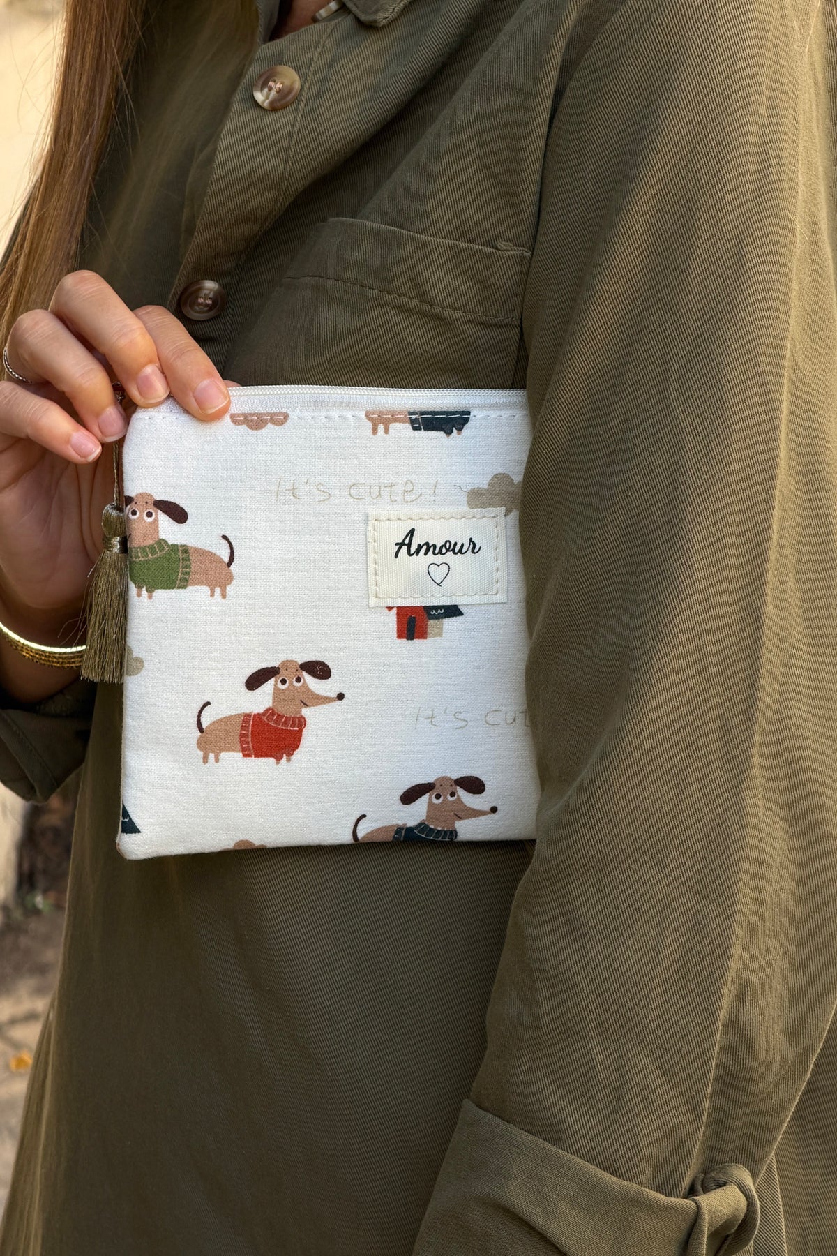 Pochette beige imprimé chiens teckels Amour