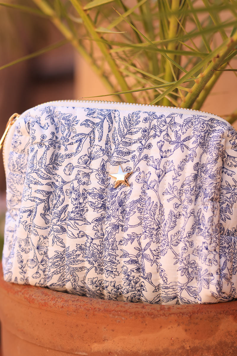 Small quilted cotton pouch bag in a blue toile jouy pattern