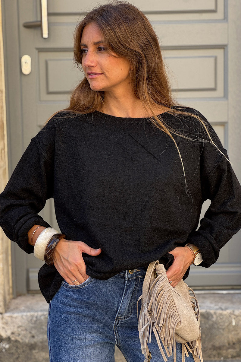 Pull basique noire en petite maille chiné couture apparente col bateau