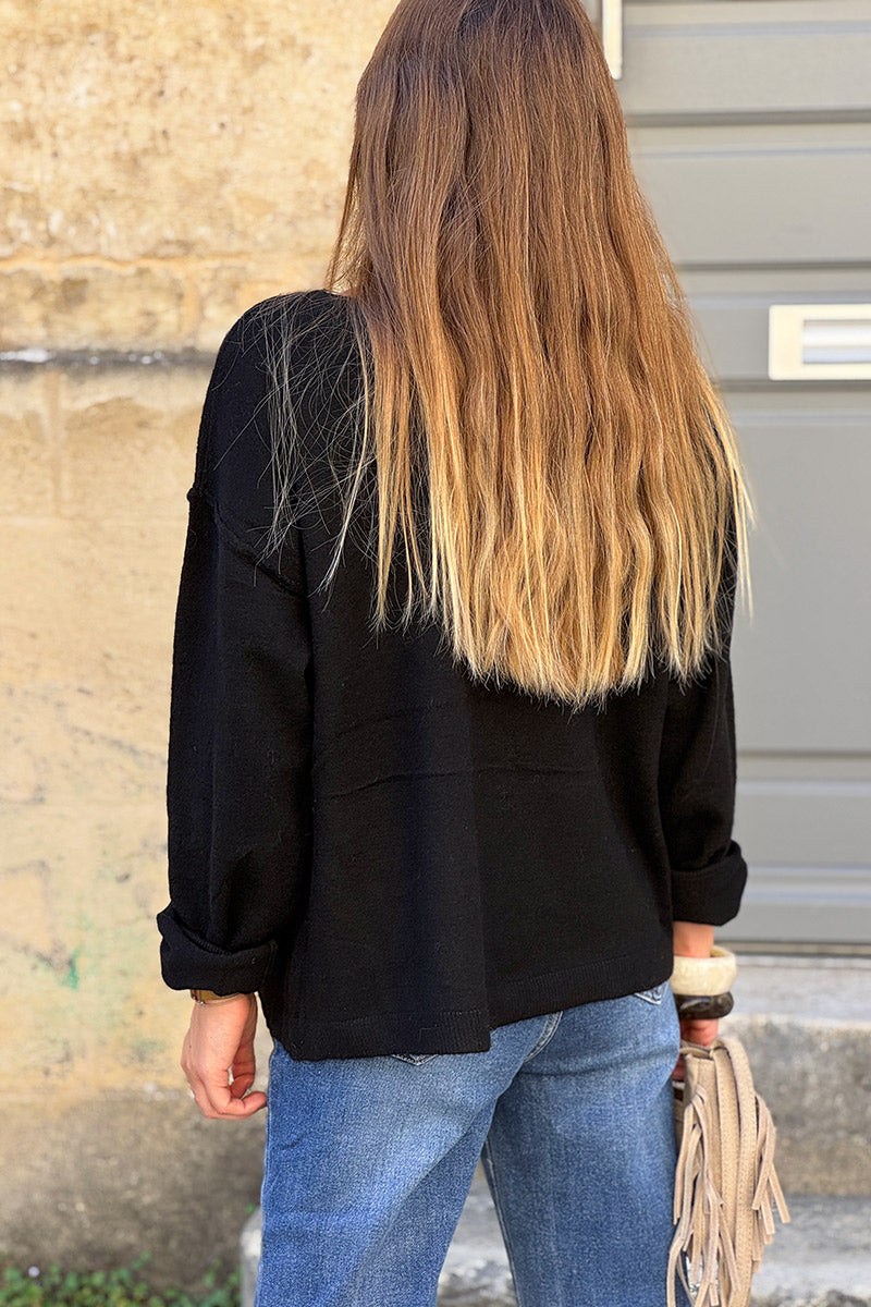 Pull basique noire en petite maille chiné couture apparente col bateau